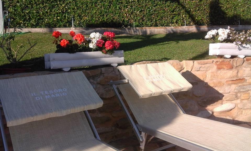 Bed And Breakfast " Il Tesoro Di Mario " Falconara Marittima Luaran gambar